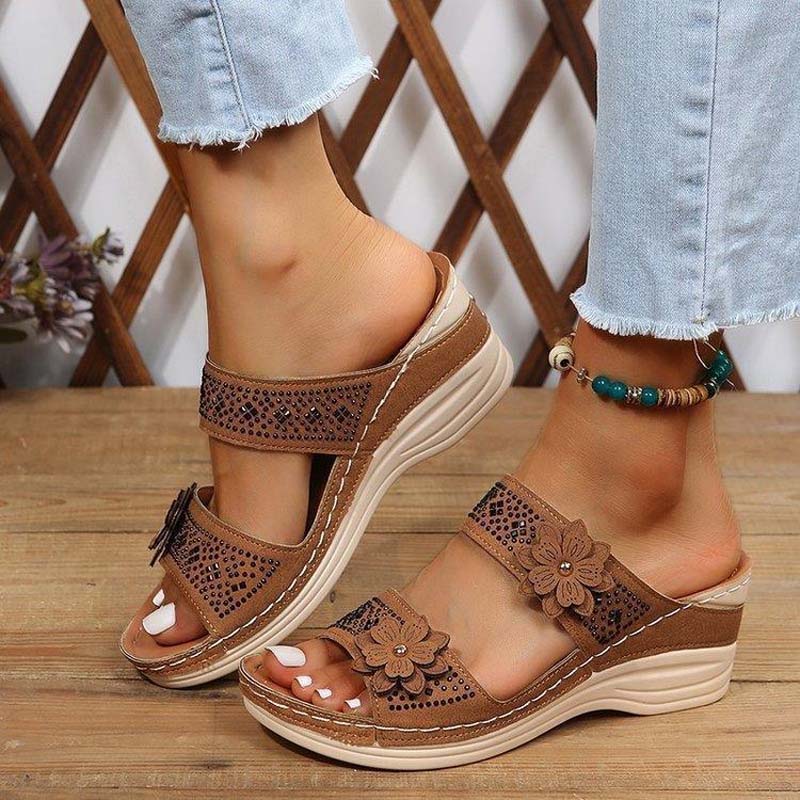 Vintage Wedge Pantoletten